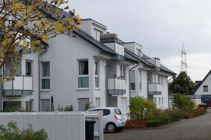 Barrierefreie DG-Wohnung mit Balkon in Leopoldshöhe zimmer