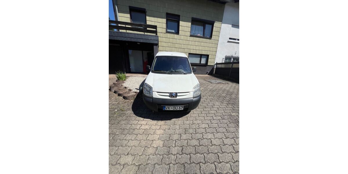 Peugeot Partner 210.000 km 1.500 &euro; Völklingen 66333