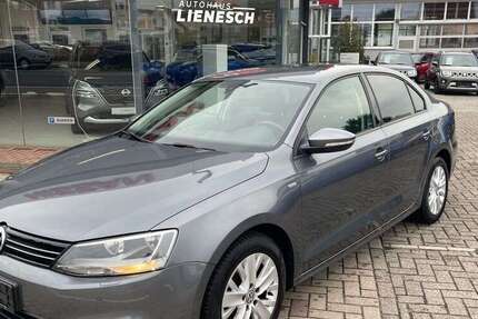 VW Jetta 146.000 km 9.395 &euro; Wallenhorst 49134