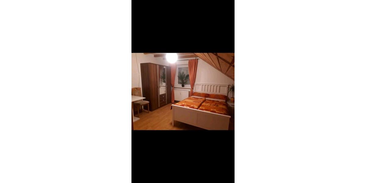 Dachgeschoßwohnung Deidesheim - 3 Zimmer, 62 m&sup2;, 20&euro; | Angebot:26669823