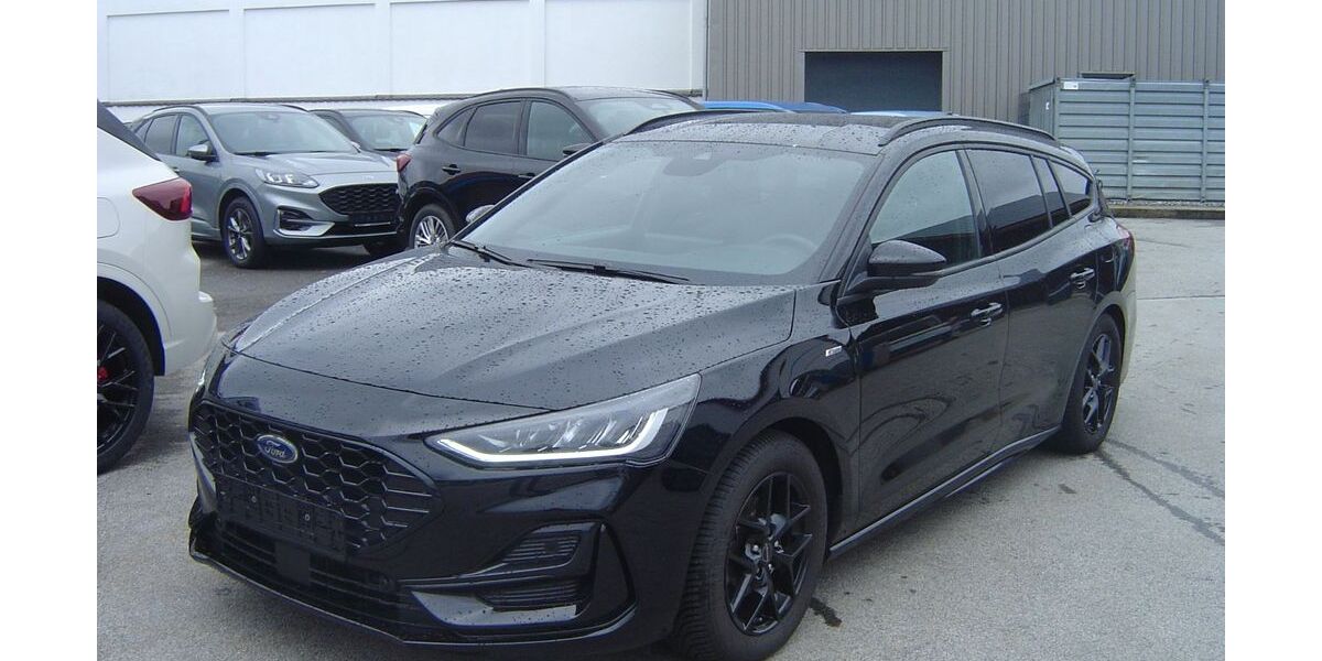 Ford Focus 26.700 km 23.250 &euro; Außernzell 94532