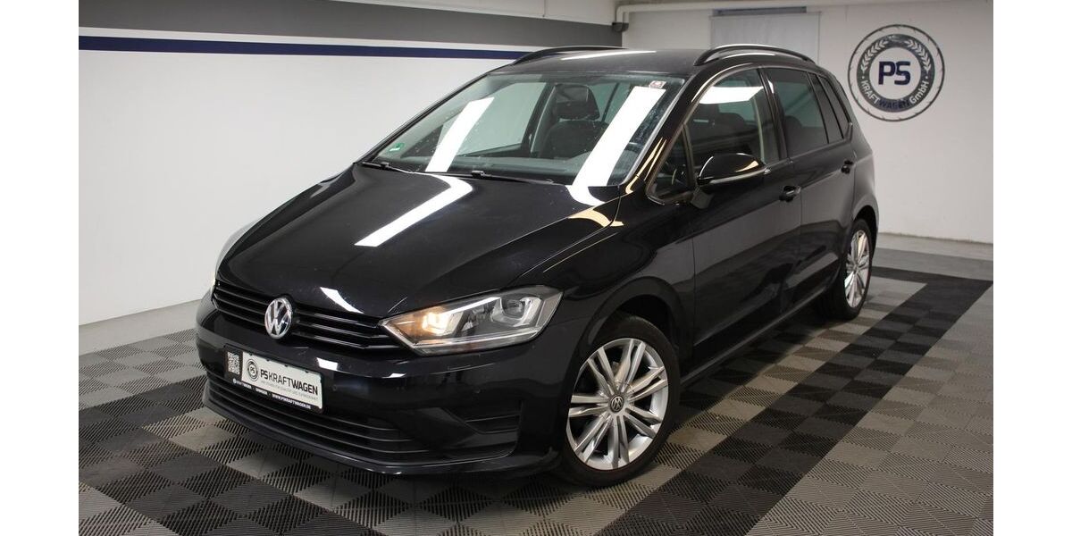 VW Golf Sportsvan 127.100 km 8.999 &euro; Uhingen 73066