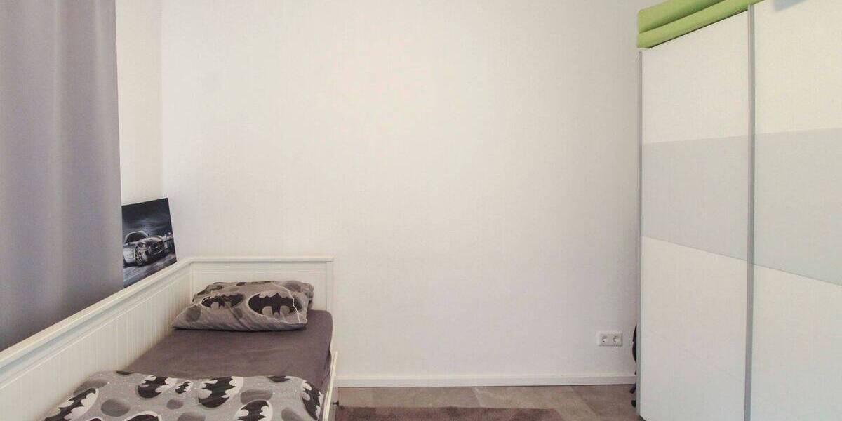 Etagenwohnung Düsseldorf Eller - 4 Zimmer, 90 m&sup2;, 395.000&euro; | Angebot:26852427