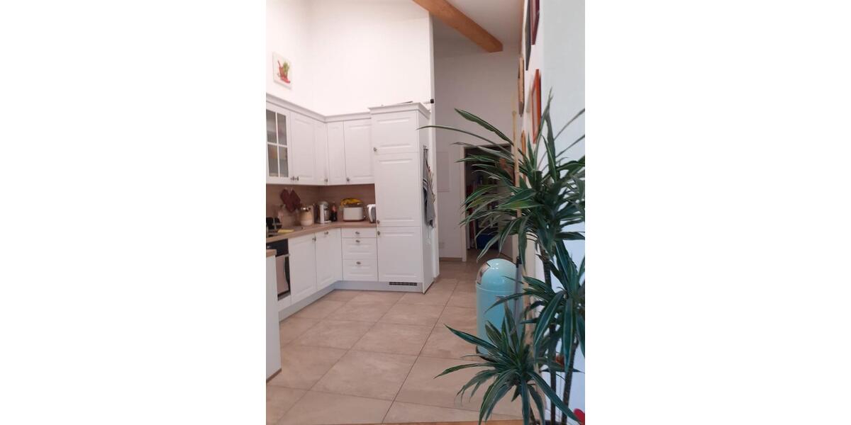 Dachgeschoßwohnung Neuhaus am Inn - 2.5 Zimmer, 76 m&sup2;, 300.000&euro; | Angebot:26960012