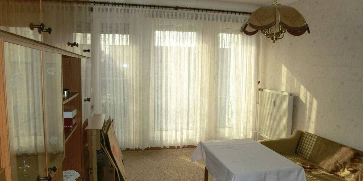 Etagenwohnung Hoyerswerda - 3 Zimmer, 77 m&sup2;, 79.000&euro; | Angebot:25986169