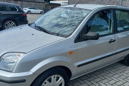 Ford Fusion 96.800 km 3.499 &euro; Achim 28832