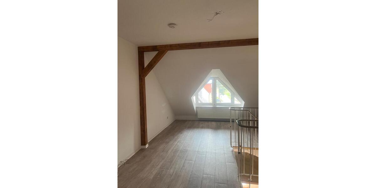 Maisonettenwohnung Querfurt - 6 Zimmer, 98 m&sup2;, 790&euro; | Angebot:26374867