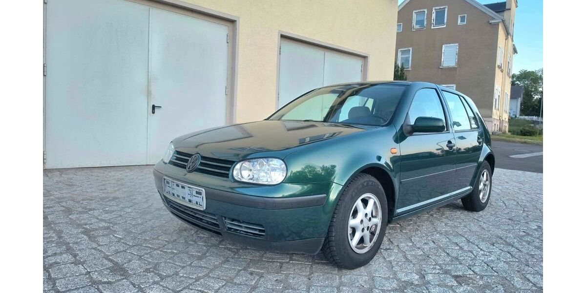 VW Golf 80.000 km 2.650 &euro; Frankenberg 09669