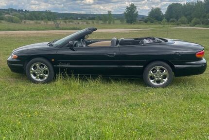 Chrysler Stratus 159.000 km 3.900 &euro; Viereth 96191