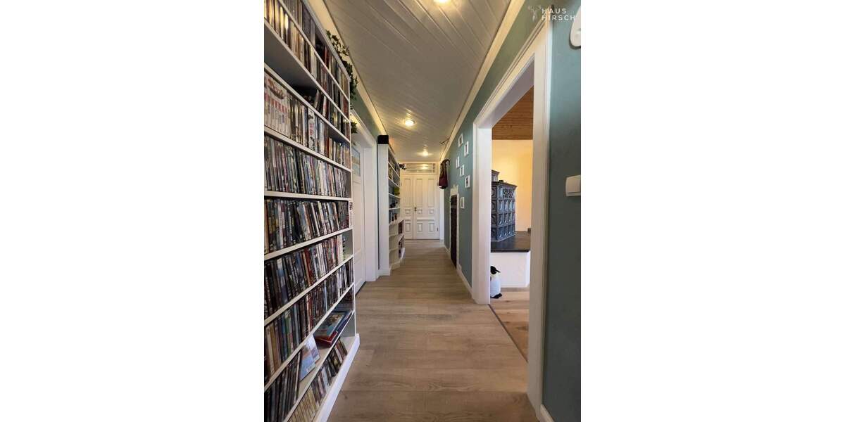 Historische Immobilie im Schweizer Stil: Saniertes Dreifamilienhaus mit Garten & Garage 8 zimmer