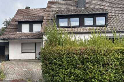 Haus zum Kaufen in Leichlingen (Rheinland) 320.000 € 182 m² 8 zimmer