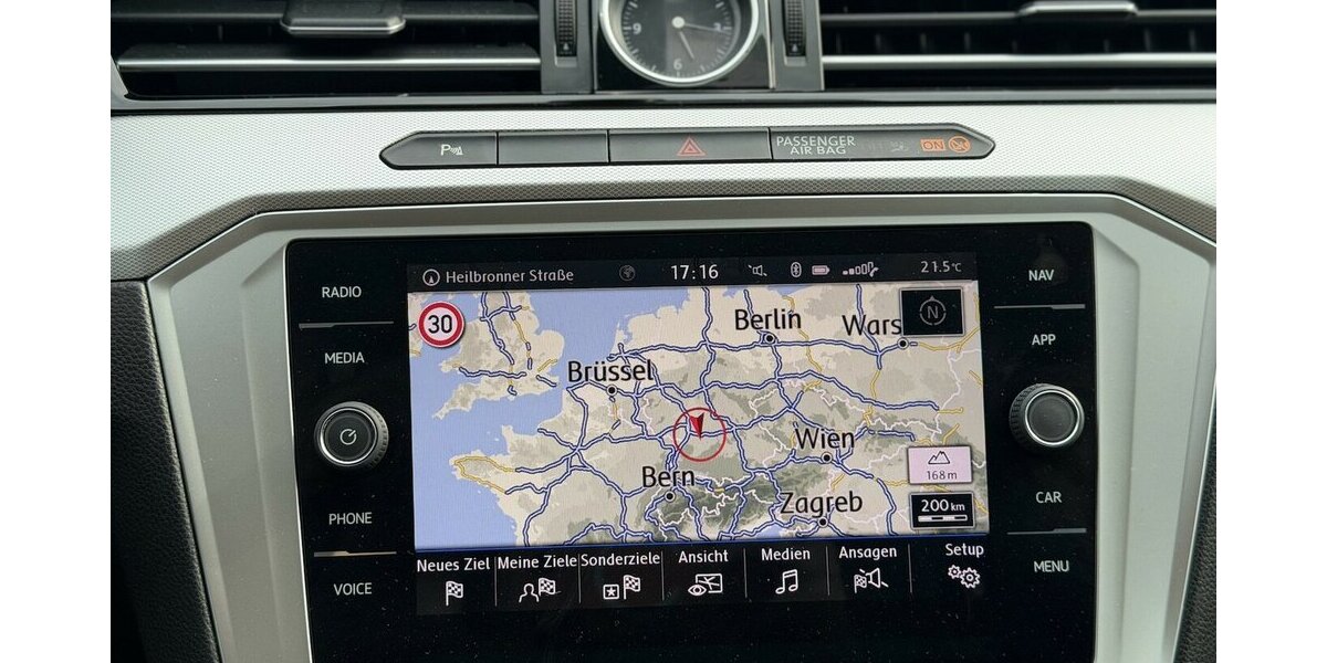 VW Passat Variant 2.0 TDI Comfortline Navi 137.000 km 14.990 &euro; Neckarsulm 74172
