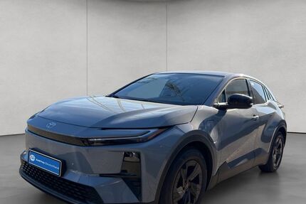 Toyota C-HR 1.500 km 43.890 &euro; Freiburg 79108