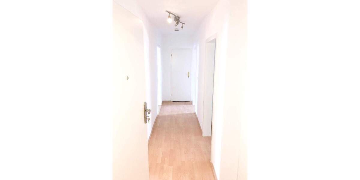 Zimmer Trier Trier-Ost - 2 Zimmer, 65 m&sup2;, 800&euro; | Angebot:25675884