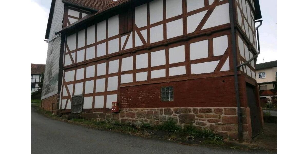 Etagenwohnung Frankenberg (Eder) - 7 Zimmer, 120 m&sup2;, 99.000&euro; | Angebot:26534697
