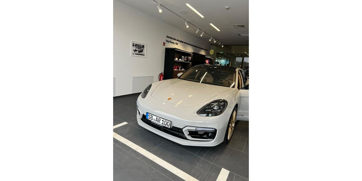 Porsche Panamera 15.000 km 105.000 &euro; Saarbrücken 66111