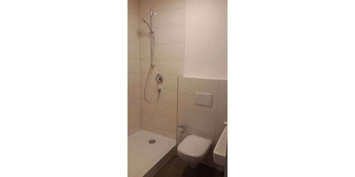 Zimmer Vaihingen an der Enz - 5 Zimmer, 182 m&sup2;, 1.600&euro; | Angebot:26127687