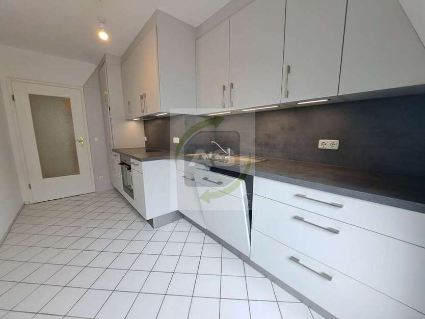 Wohnung zum Mieten in Zwickau 531 € 81.8 m²