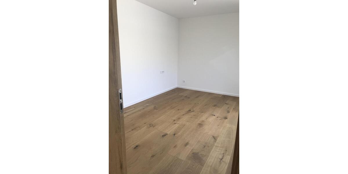 Einfamilienhaus Dreieich - 3 Zimmer, 105 m&sup2;, 2.310&euro; | Angebot:22965283