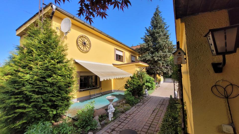 Einfamilienhaus Weißwasser (Oberlausitz) - 9 Zimmer, 226 m&sup2;, 195.000&euro; | Angebot:26898390