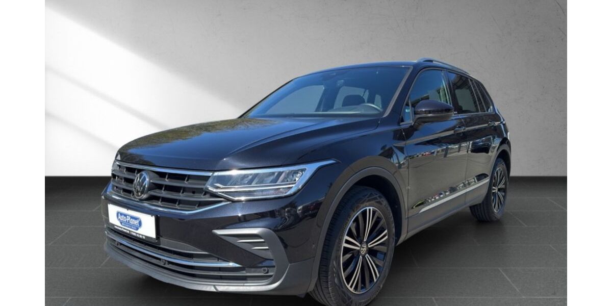 VW Tiguan 22.429 km 31.990 &euro; Gera 07554