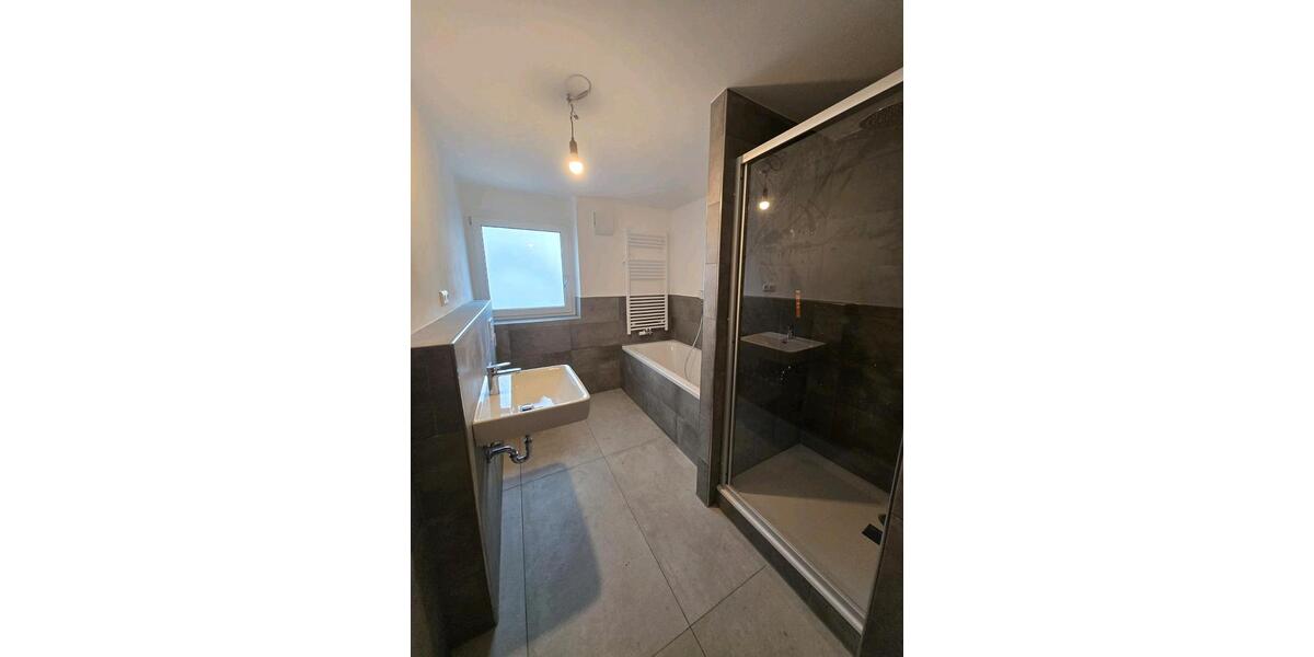 Maisonettenwohnung Kraichtal - 5.5 Zimmer, 135 m&sup2;, 1.250&euro; | Angebot:26317427