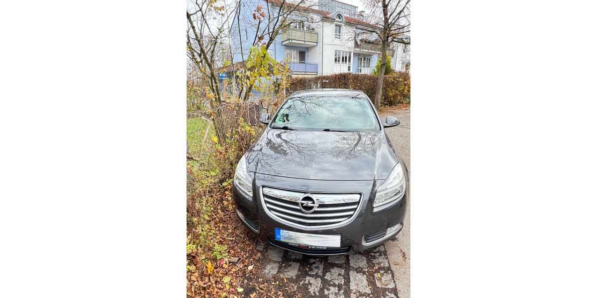 Opel Insignia 165.933 km 2.000 € München 81241