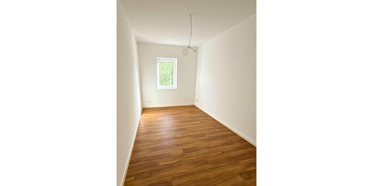 Mehrfamilienhaus, Wohnhaus Hannover Herrenhausen-Stöcken - 18 Zimmer, 350 m&sup2;, 5.000&euro; | Angebot:26454275