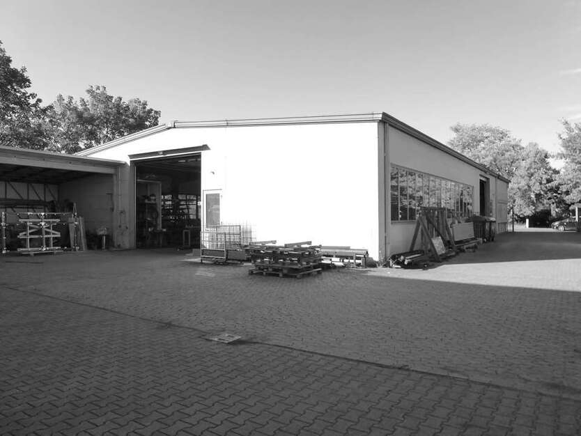 Halle in Bretzenheim 1.600.000 € 780 m²