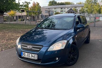 Kia ceed / Ceed 300.000 km 1.350 &euro; Lahr 77933
