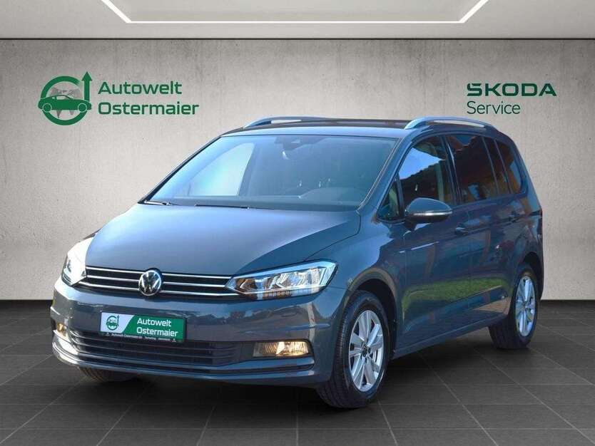 VW Touran 9.385 km 31.885 € Tacherting 83342