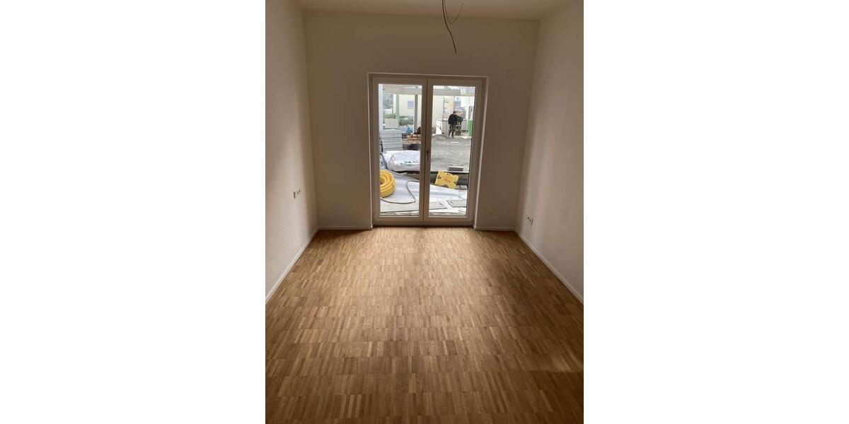Erdgeschoßwohnung Pfullingen - 2 Zimmer, 66 m&sup2;, 950&euro; | Angebot:26670364