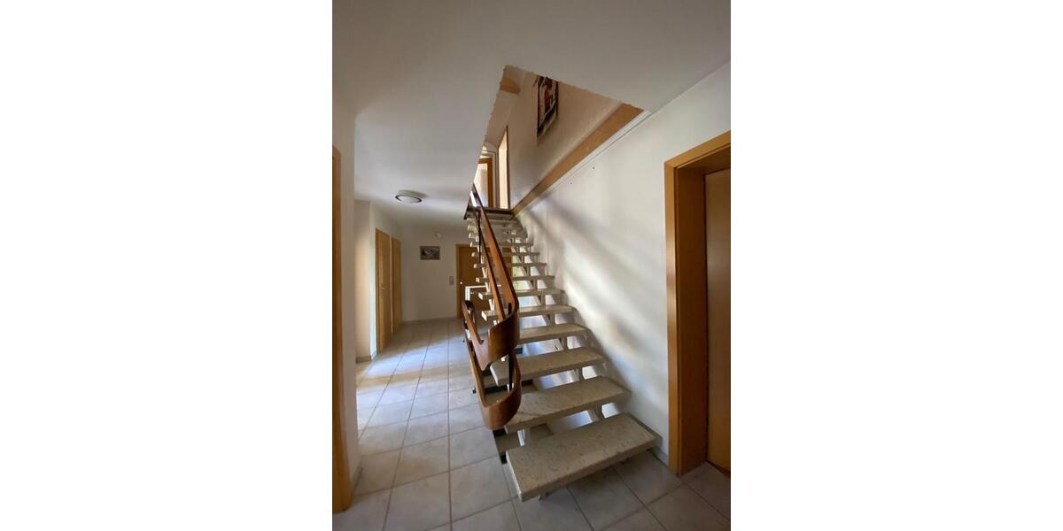 Einfamilienhaus Sulz am Neckar - 9 Zimmer, 240 m&sup2;, 585.000&euro; | Angebot:26891042