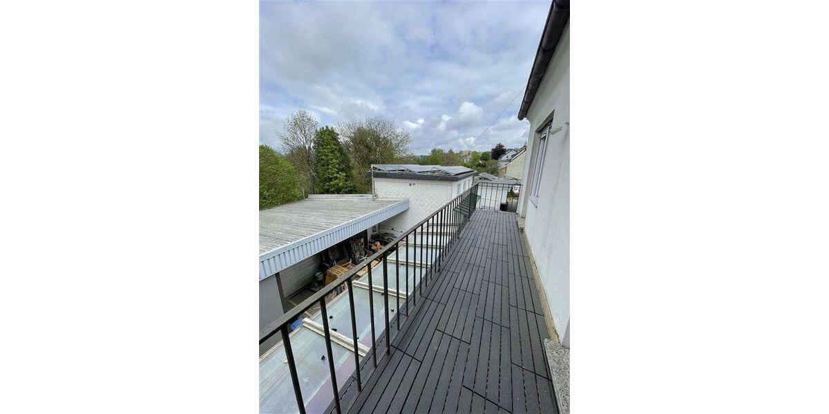 Etagenwohnung Hermeskeil - 4 Zimmer, 103 m&sup2;, 800&euro; | Angebot:26676352