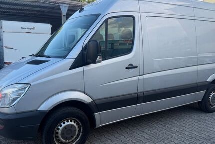 Mercedes-Benz Sprinter 180.000 km 5.990 &euro; Frankfurt am Main 65933