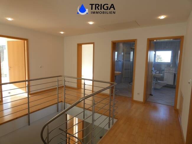 Doppelhaushälfte Nordhausen - 7 Zimmer, 340 m&sup2;, 2.200&euro; | Angebot:22507906