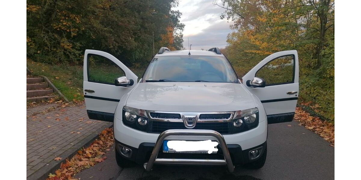 Dacia Duster 156.000 km 7.200 &euro; Halle 06124