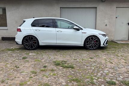 VW Golf 31.600 km 27.200 &euro; Müncheberg 15374