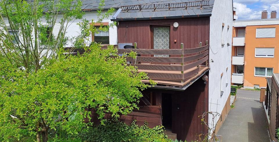 Doppelhaushälfte Marktredwitz - 6 Zimmer, 139 m&sup2;, 199.000&euro; | Angebot:27169732