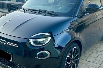 Fiat 500e 19.500 km 13.500 € Neumarkt 92318