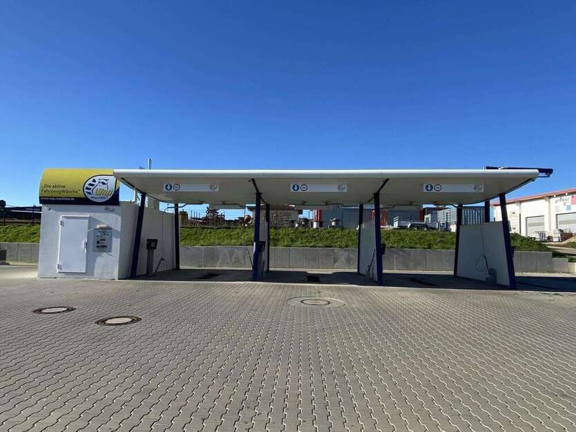 Spezialgewerbe in Schrozberg 689.000 € 930.24 m² zimmer