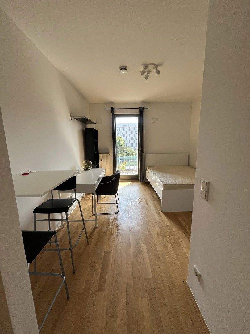 ParkSuites Wilmersdorf-Möbliertes Wohnung modernen Gebäude neben Volkspark, 7 Min Fußweg Bahnhof 1 zimmer