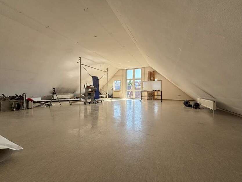 Büro in Crailsheim 950 € 95.07 m²