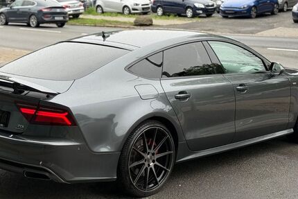 Audi A7 129.990 km 25.900 &euro; Salzgitter 38229