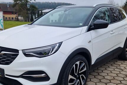 Opel Grandland (X) 142.450 km 13.200 &euro; Waldmünchen 93449
