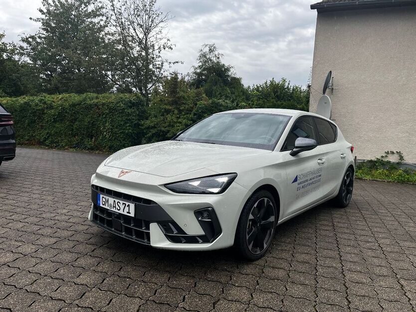 Cupra Leon 6.000 km 31.999 € Bergneustadt 51702