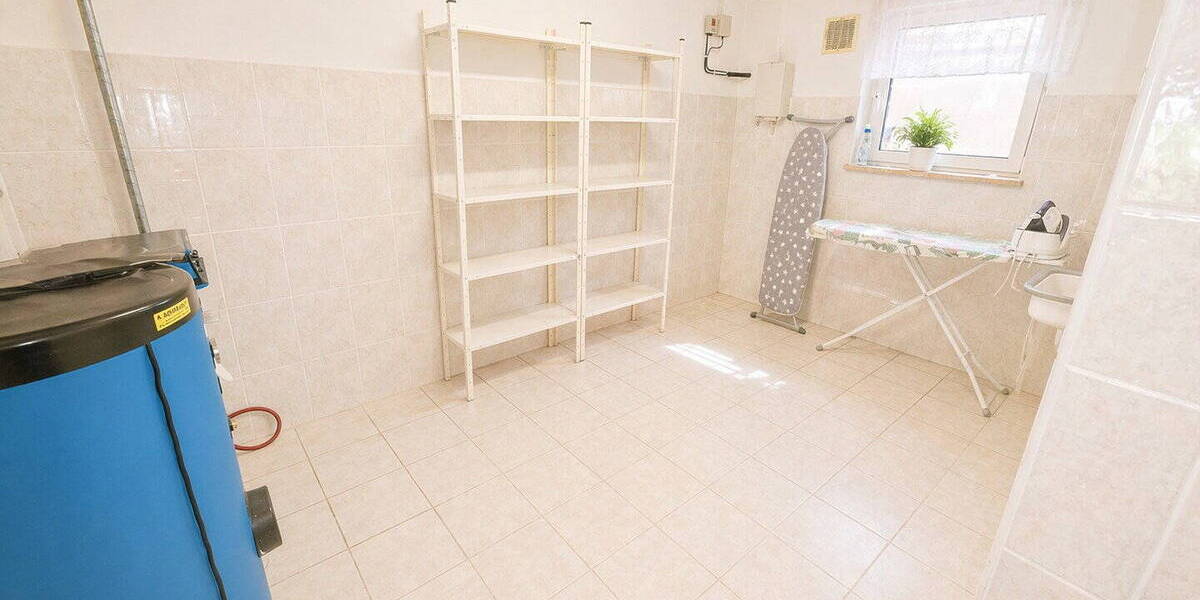 Einfamilienhaus Langenzenn - 6 Zimmer, 105 m&sup2;, 650.000&euro; | Angebot:26343951