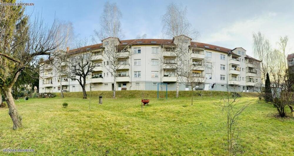 Schöne 3 Raum-Dachgeschoss Whg. mit Eckbadewanne - Dachgeschoßwohnung Gera Ostviertel | Angebot:26335591