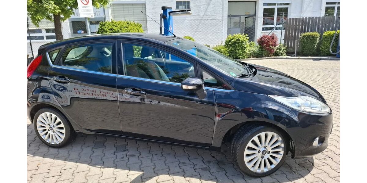Ford Fiesta 145.000 km 3.900 &euro; Altdorf 84032