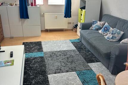 Zu vermieten: 1,5-Zimmer-Wohnung, 34 m² (Dachgeschoss) 1.5 zimmer